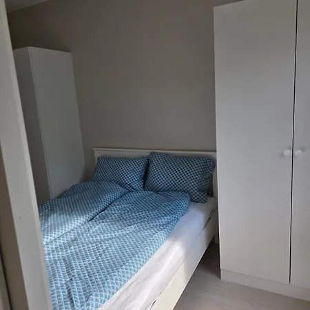 Two Bedrooms Luxury With Free Parking Apartment